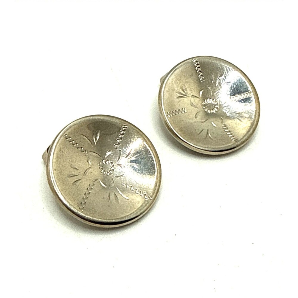 Vintage Alice Jewelry Co Etched Floral Disk Earrings Silver Tone Clip On 7/8"